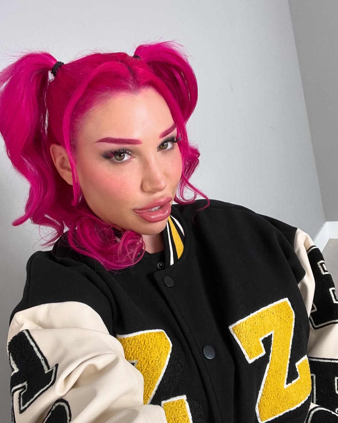 Who Is Lily Lou? Biography, Age, Career & Net Worth 2026